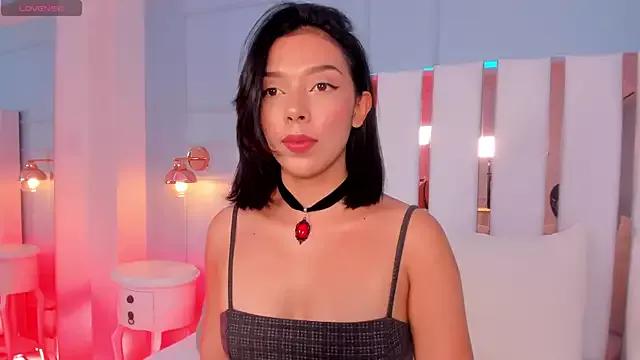 Explore our live girls sluts from our Custom and Multi clubs and checkout exclusive access to highly interactive content, such as shape, hair, titties, pussy type and many more.