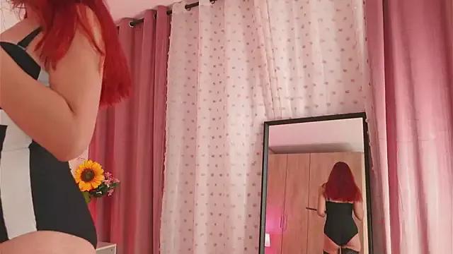selenebloom from StripChat is Freechat