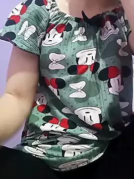 Sellena2 from StripChat