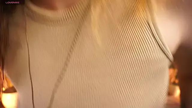 Sense_Of_Rosemary from StripChat