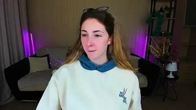 SensitiveSooul from StripChat