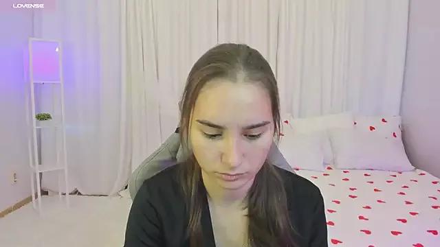 Explore our live girls sluts from our Custom and Multi clubs and checkout exclusive access to highly interactive content, such as shape, hair, titties, pussy type and many more.