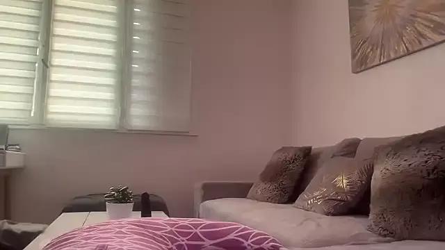 Serena_4you from StripChat