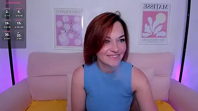 Serena_Woods from StripChat is Freechat