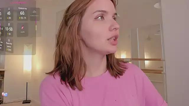 SerenaWawe from StripChat