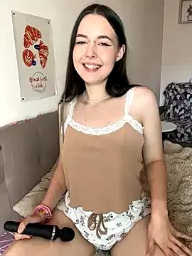 serenaxxxxx from StripChat is Freechat