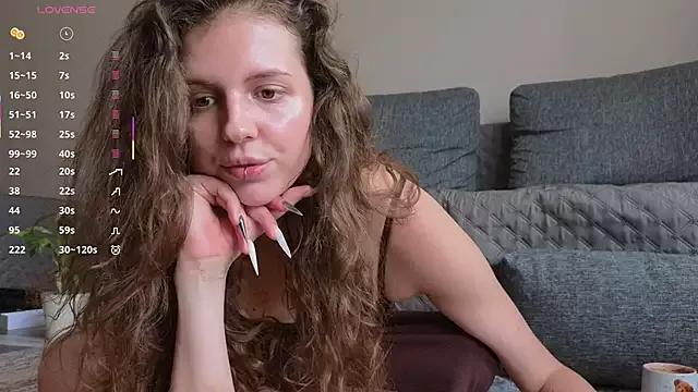Sereta_Finn from StripChat