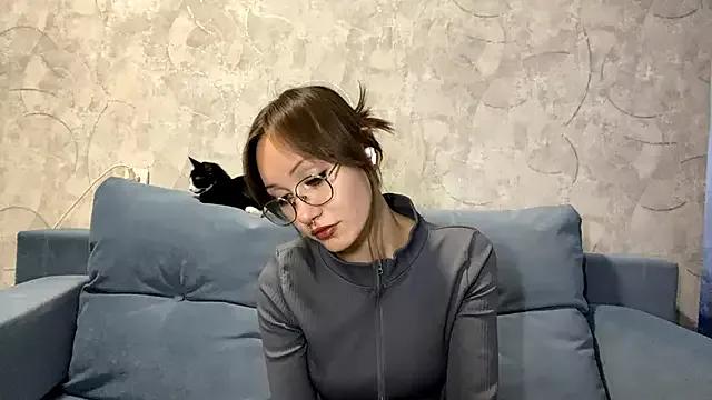 SetsukoBuddemeyer from StripChat