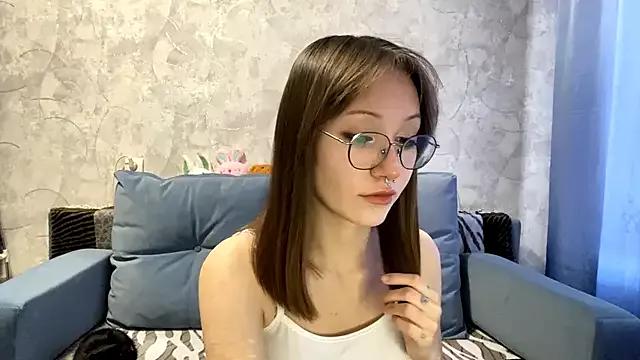 SetsukoBuddemeyer from StripChat