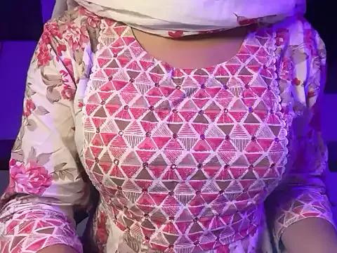 sexxy_dreamgirls from StripChat is Freechat