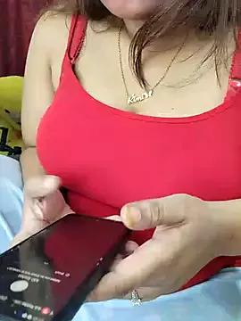 SexxyDina from StripChat