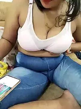 Sexy-dolly-x from StripChat is Freechat