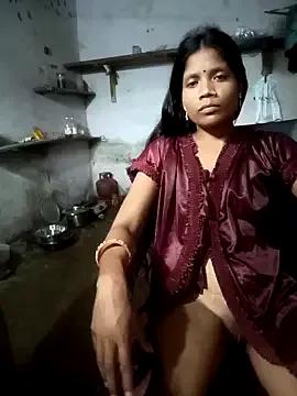 SEXY-MAHI4 from StripChat is Freechat