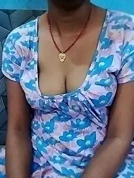 Sexy-Pinky from StripChat is Freechat