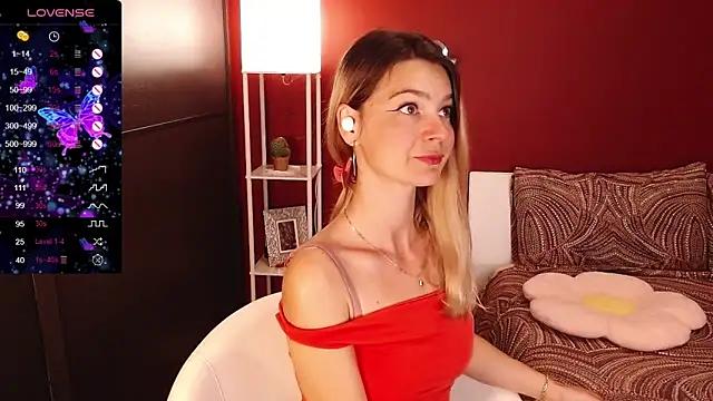Explore our live girls sluts from our Custom and Multi clubs and checkout exclusive access to highly interactive content, such as shape, hair, titties, pussy type and many more.