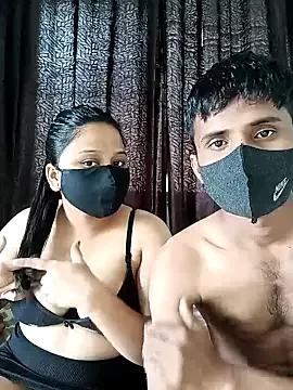 SEXY_CUTE_COUPLE from StripChat is Freechat