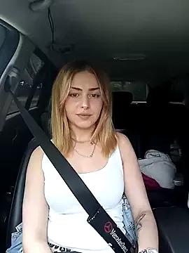 Explore our live girls sluts from our Custom and Multi clubs and checkout exclusive access to highly interactive content, such as shape, hair, titties, pussy type and many more.