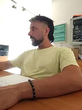 SexyItalian10 webcams show profile image 