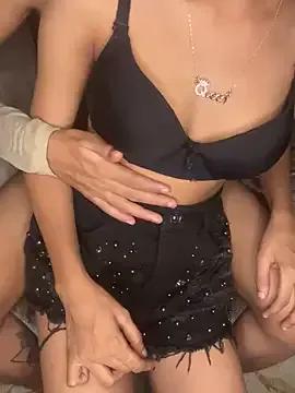 Explore our live girls sluts from our Custom and Multi clubs and checkout exclusive access to highly interactive content, such as shape, hair, titties, pussy type and many more.
