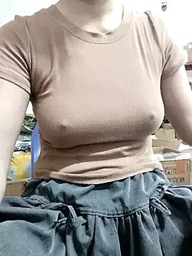 Sexyy_girl from StripChat is Freechat