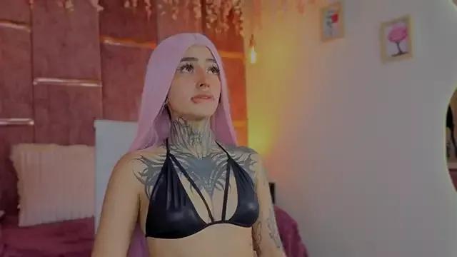 shadowcatt_ from StripChat is Freechat