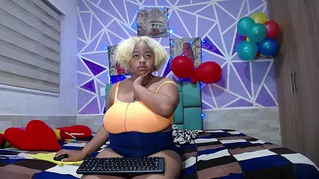 Shantal_Dominic from StripChat is Freechat