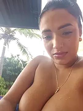 Explore our live girls sluts from our Custom and Multi clubs and checkout exclusive access to highly interactive content, such as shape, hair, titties, pussy type and many more.