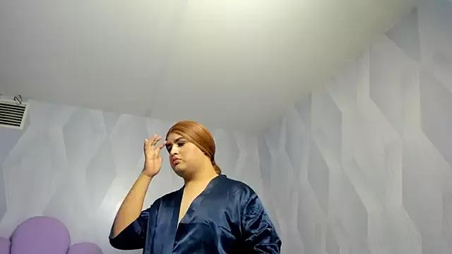 Shantall_houston_ from StripChat is Freechat
