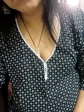 Shanu_Shah from StripChat is Freechat
