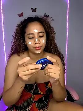 Shari_Watson from StripChat is Freechat