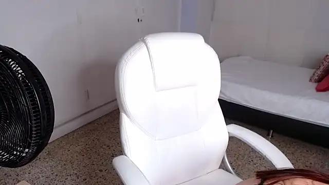 Explore our live girls sluts from our Custom and Multi clubs and checkout exclusive access to highly interactive content, such as shape, hair, titties, pussy type and many more.