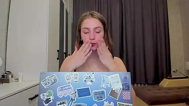Shawty_Maria from StripChat is Freechat