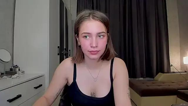 Explore our live girls sluts from our Custom and Multi clubs and checkout exclusive access to highly interactive content, such as shape, hair, titties, pussy type and many more.