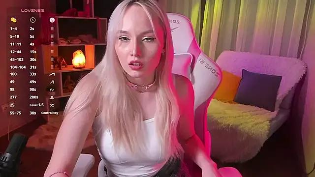 shawtyMEOW on StripChat