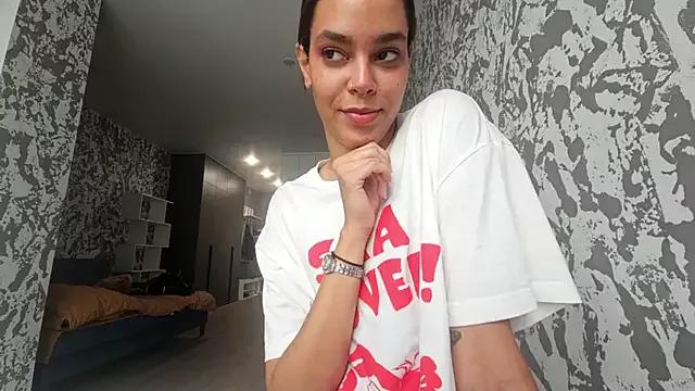 ShaynaMisasi from StripChat is Freechat
