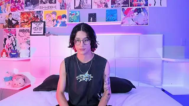 SheepyBoyx from StripChat