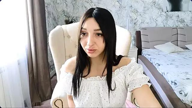 Explore our live girls sluts from our Custom and Multi clubs and checkout exclusive access to highly interactive content, such as shape, hair, titties, pussy type and many more.