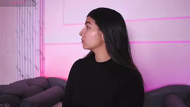 Explore our live girls sluts from our Custom and Multi clubs and checkout exclusive access to highly interactive content, such as shape, hair, titties, pussy type and many more.