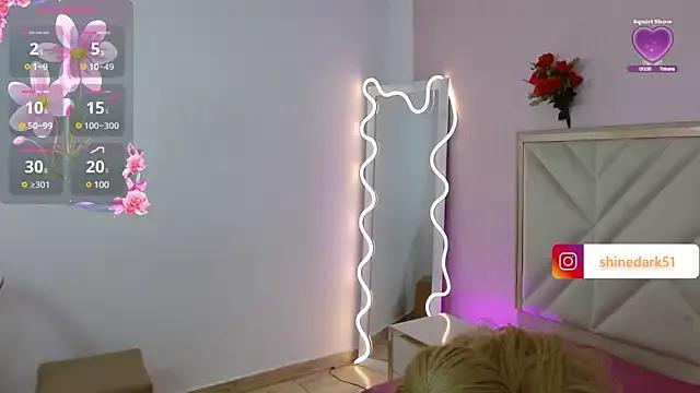 Explore our live girls sluts from our Custom and Multi clubs and checkout exclusive access to highly interactive content, such as shape, hair, titties, pussy type and many more.