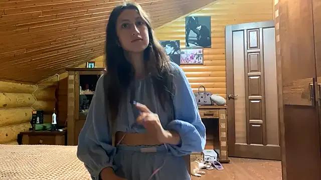 Explore our live girls sluts from our Custom and Multi clubs and checkout exclusive access to highly interactive content, such as shape, hair, titties, pussy type and many more.