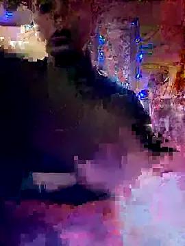 ShysluutGia from StripChat