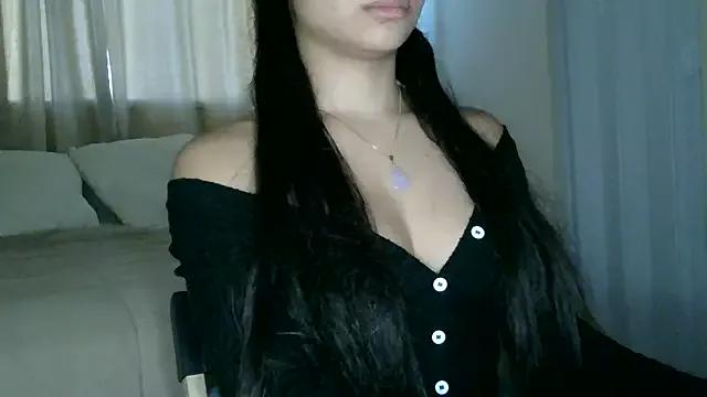 SilkenCode from StripChat is Freechat