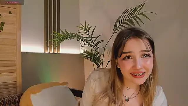 sillybloom from StripChat