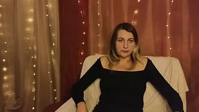 silvaraNoir from StripChat is Freechat