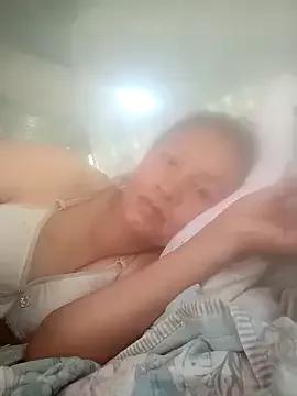 simi-lucy from StripChat