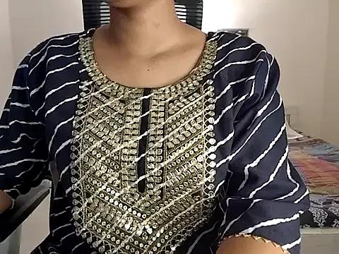 Sinderellaa from StripChat is Freechat
