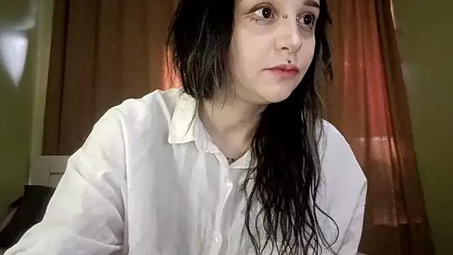 SineKiraReal on StripChat