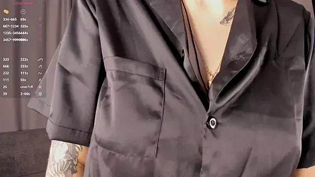 SirenExotica from StripChat is Freechat