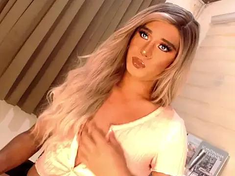 SissifyMeNow from StripChat