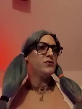 Explore our live girls sluts from our Custom and Multi clubs and checkout exclusive access to highly interactive content, such as shape, hair, titties, pussy type and many more.